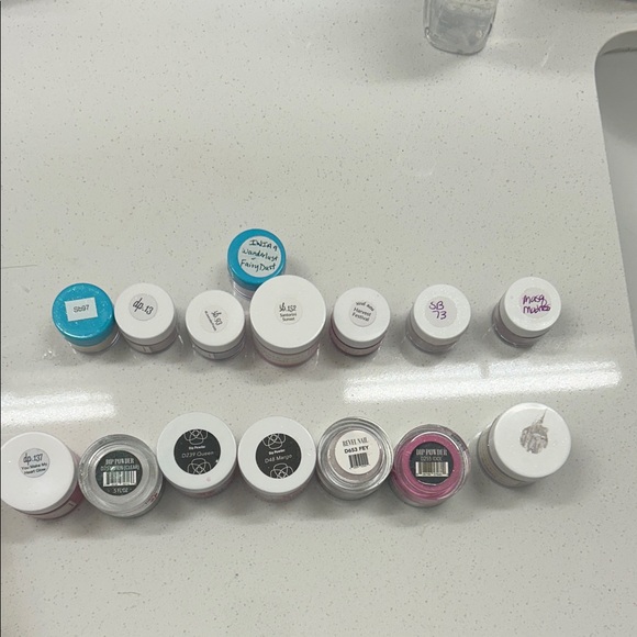 Nail dip powder